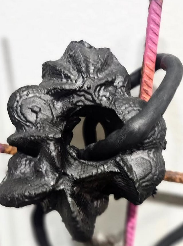 Gjutglasyrer / Cast Glaze